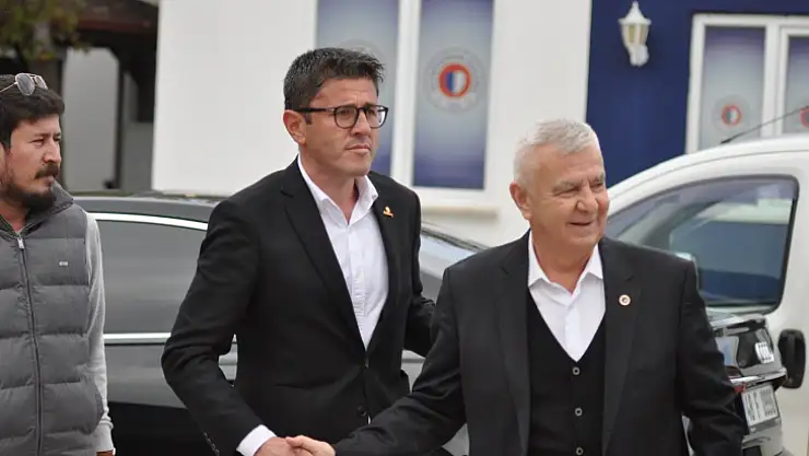 Aday Adayı Kökten Başkan Bakırcıya geçmiş olsun ziyaretinde bulundu