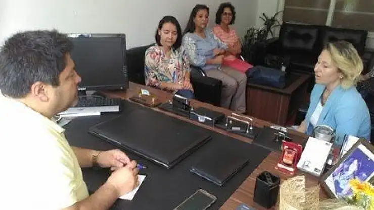 AK KADINLARDAN FGD'YE ZİYARET