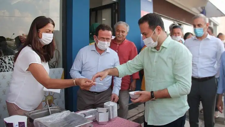 AK Parti Fethiye İlçe Teşkilatının aşure etkinliğine yoğun katılım