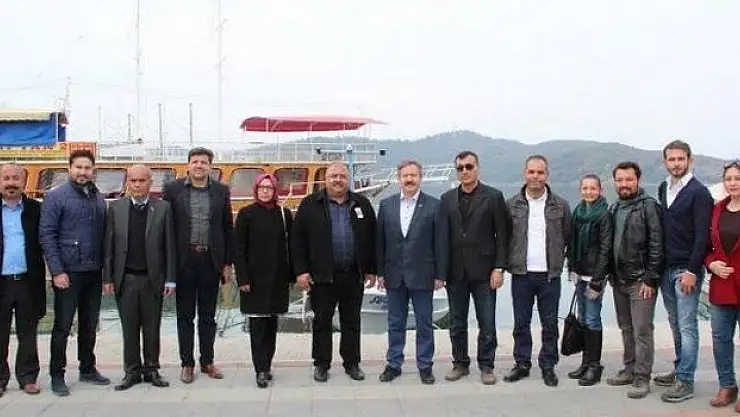 Ak Parti Referandum İçin Sahaya İndi