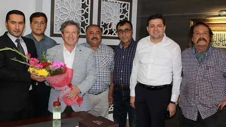 AK PARTİ'DEN YENİ MÜFTÜYE HAYIRLI OLSUN ZİYARETİ…