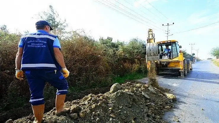 Akar 'MUSKİ ile suyumuz emin ellerde' 