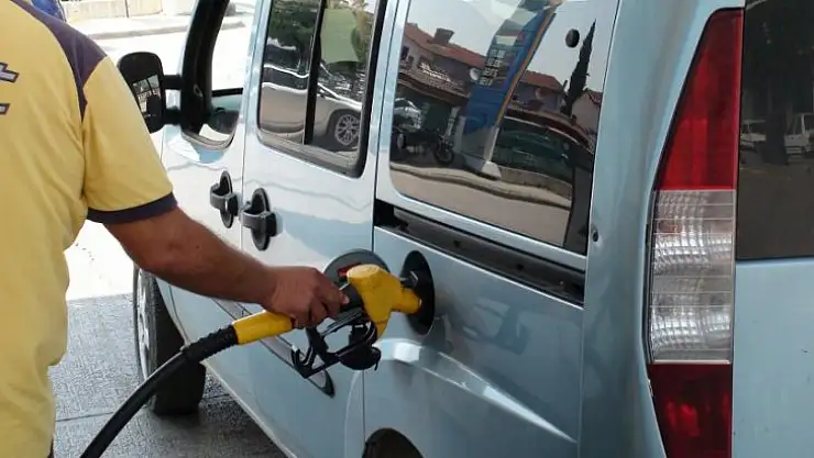 Akaryakıt indirimi memnun etmedi