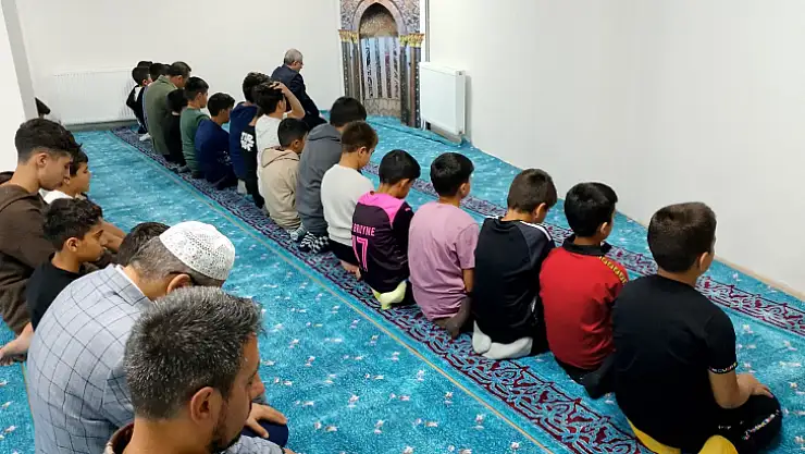 Akçaova Erkek Kuran kursu hizmete açıldı