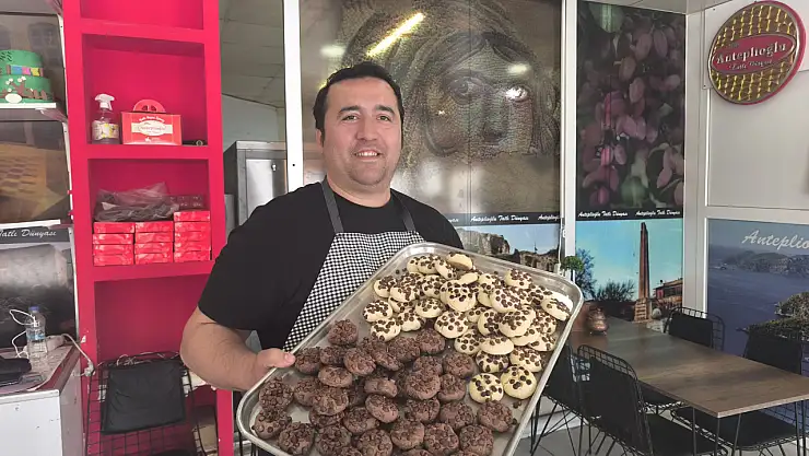 Anteplioğlu Tatlı Dünyası'nda kuru pastalar satışta