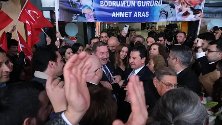Aras'a memleketi Bodrum'da yoğun ilgi