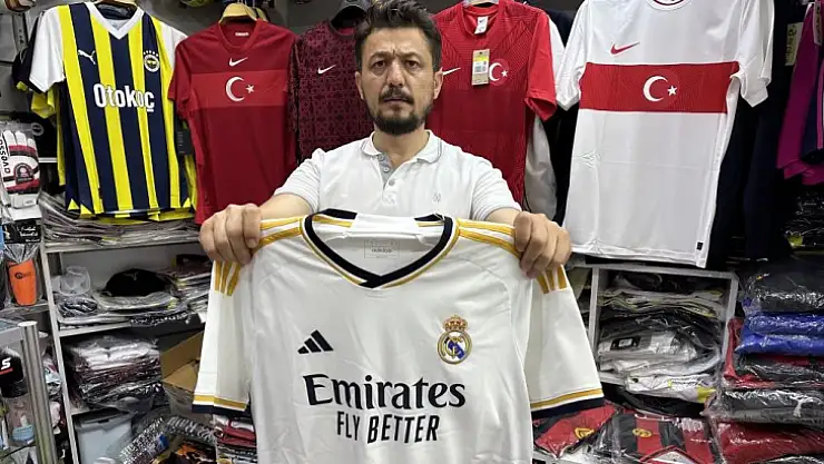 Arda Güler formaları Fethiye'de yok satıyor