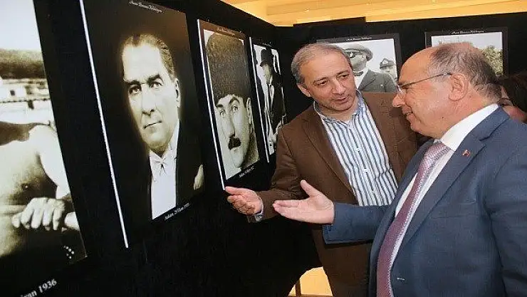 Atatürk Özel Arşivi Fotoğraf Sergisi Açıldı