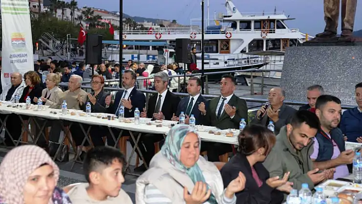 Atatürk'ün gölgesinde ramazan coşkusu