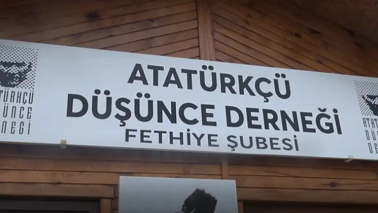 Atatürkçü Düşünce Derneği'nden öğrencilere yardım etkinliği