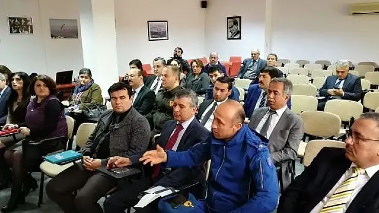 Bağımlılıkla mücadele toplantısı yapıldı