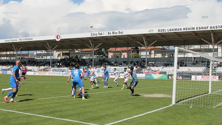 Balıkesirspor'da teknik sorumlu istifa etti