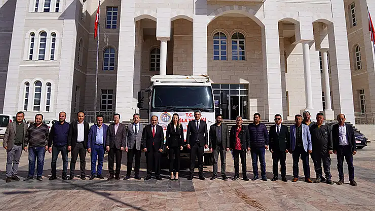 Başkan Akdenizli, Asrın Felakati 6 Şubat Depremini Andı