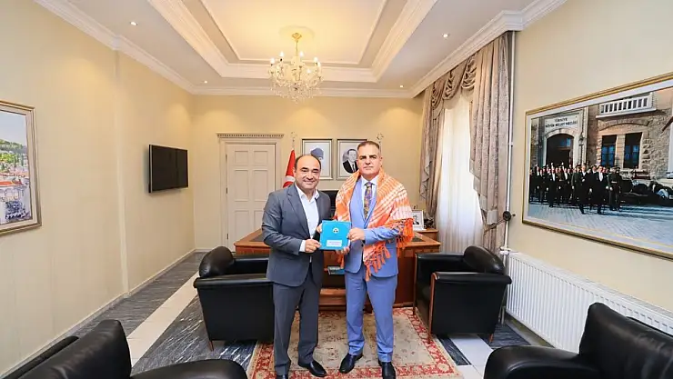 Başkan Akdenizli'den Vali Akbıyık'a Güreş Daveti