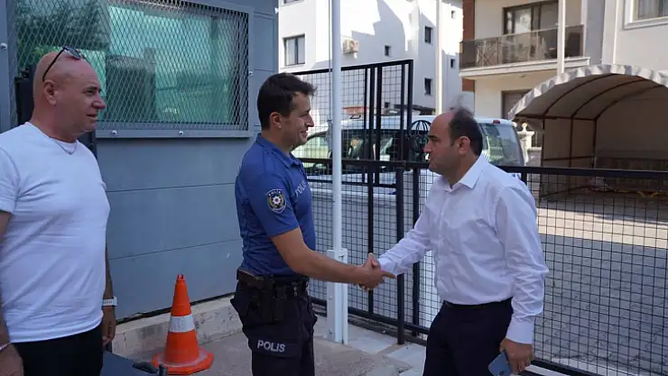 Başkan Akdenizli, Seydikemer'de Görev Yapan Kamu Personelinin Bayramını Kutladı