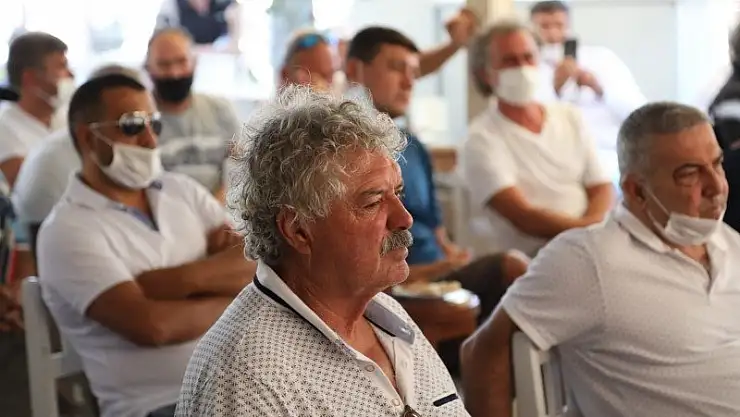 BAŞKAN ARAS DENİZCİLERLE BİR ARAYA GELDİ