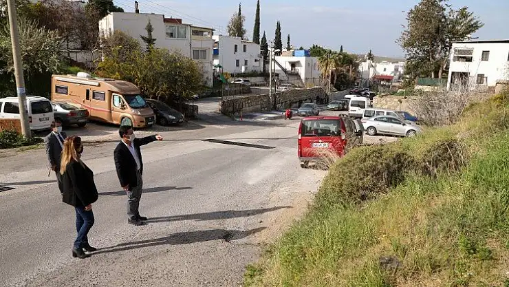 Başkan Aras hem çalışmaları denetliyor, hem talepleri dinliyor