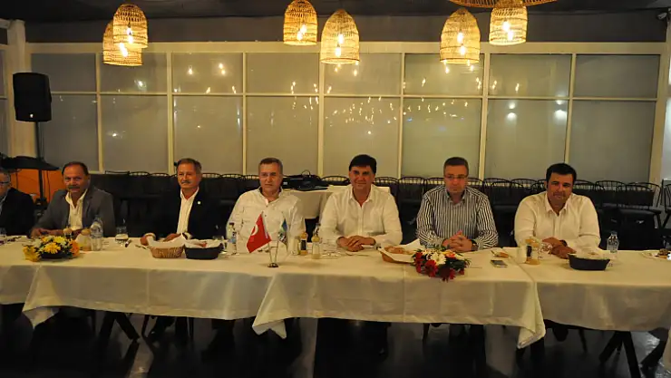 Başkan Karaca muhtarlarla bir araya geldi