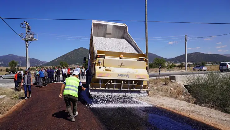 BAŞKAN OTGÖZ, ASFALT ÇALIŞMALARINI YERİNDE İNCELEDİ