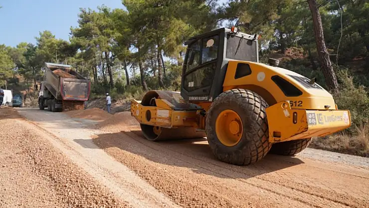BAŞKAN OTGÖZ, YOL ÇALIŞMALARINI İNCELEDİ