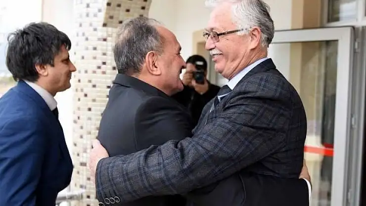 Başkan Saatcı, Muğla'da esnaf temsilcileriyle görüştü.