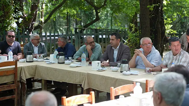 Başkan Tezcan, mahalle muhtarlarıyla bir araya geldi