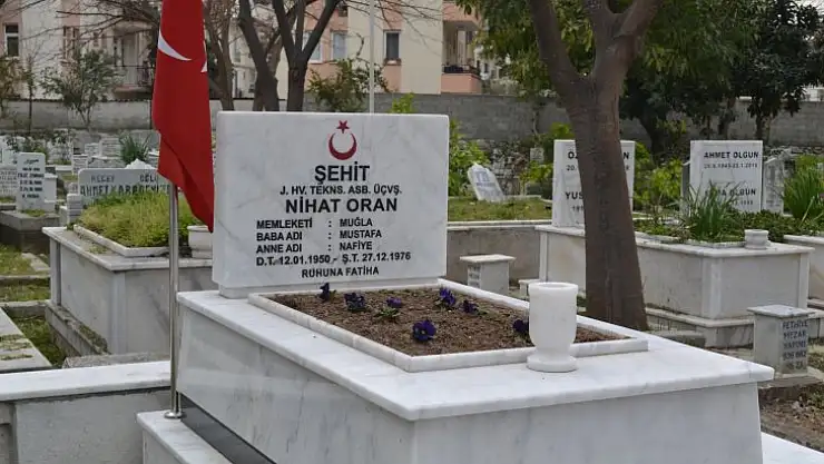 BAŞSAVCIDAN ŞEHİTLERE ZİYARET