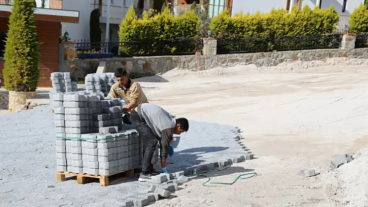 BELEDİYE ÇALIŞMALARINA DEVAM EDİYOR