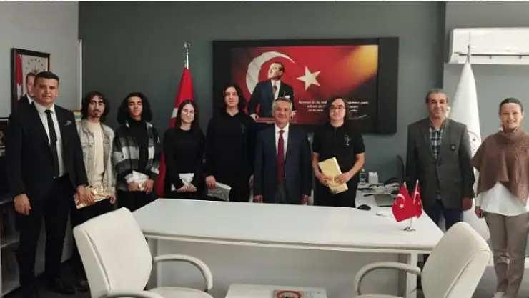 Belediye Fen Lisesi öğrencileri, Fransa yolcusu