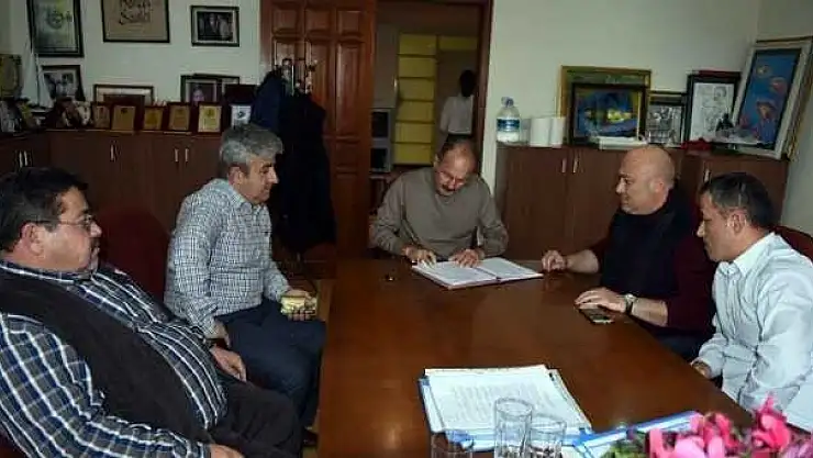 BELEDİYE İŞÇİLERİNE YÜZDE 14 ZAM!