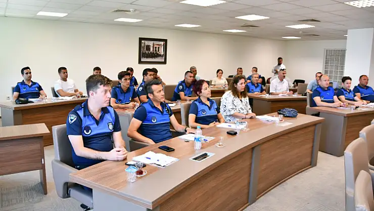 Belediye Personeline 'Fethiye Güvende İletişim' Eğitimi