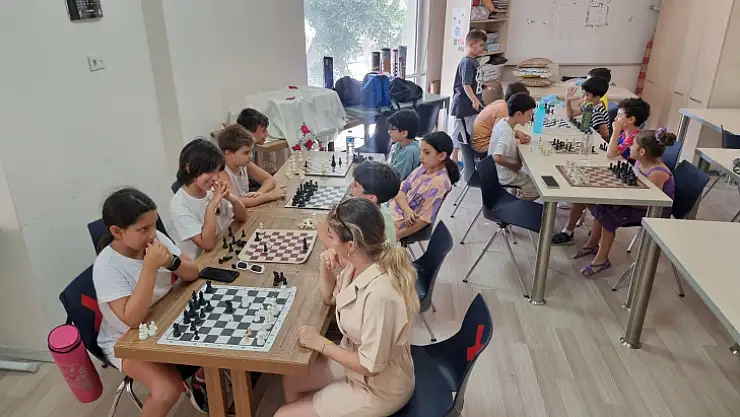 Belediyenin Ücretsiz Yaz Kursları Başladı