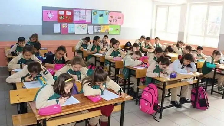 Bilim Kurulu yüz yüze eğitim için 15 Şubat'ı erken buldu