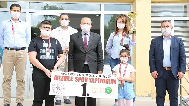 Birinciler ödülünü aldı