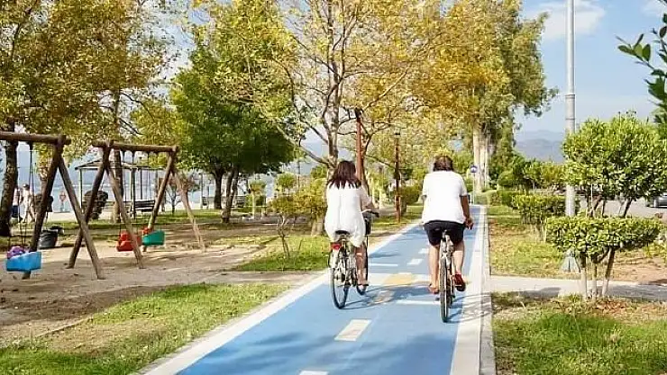 Bisiklet yolları Fethiye'ye ödül getirdi.