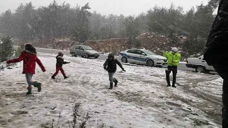  Bodrum'a yıllar sonra kar yağdı
