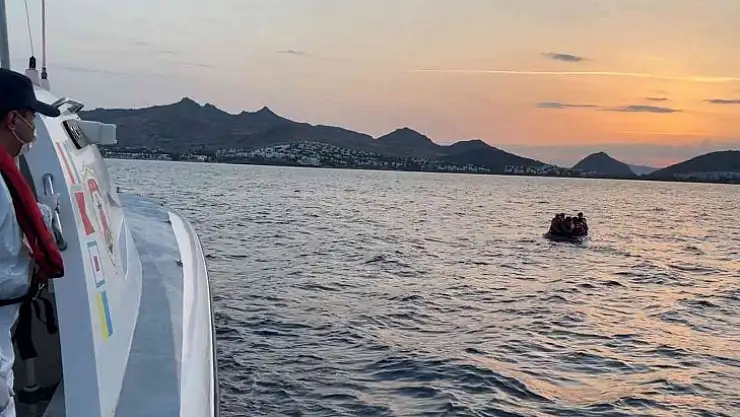 Bodrum'da 16 düzensiz göçmen kurtarıldı, 14'ü yakalandı