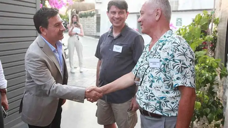 Bodrum'da Asker Ressamlar Sergisi açıldı