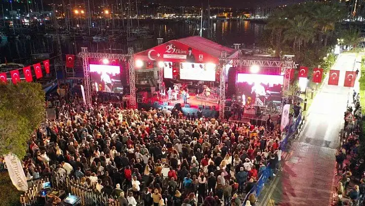 Bodrum'da Cumhuriyet coşkusu Moğollar ile başladı