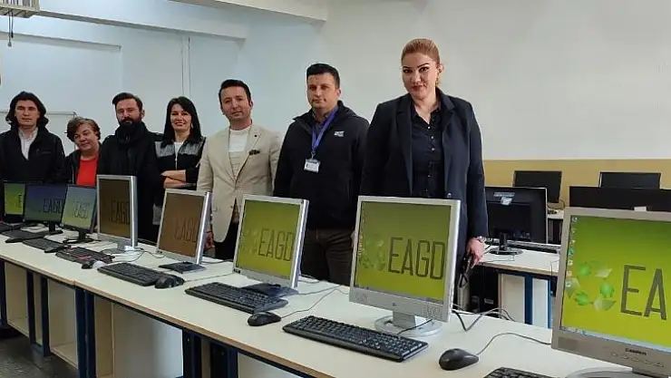 Bodrum'da elektronik atıklar bilgisayara dönüştü