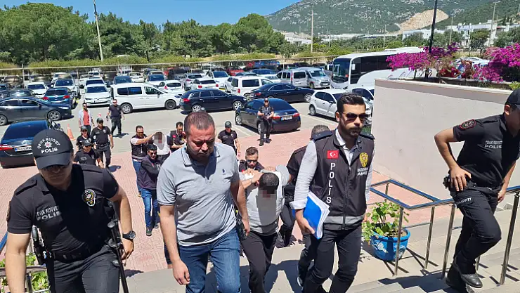 Bodrum'da kanlı gecenin şüphelileri adliyede