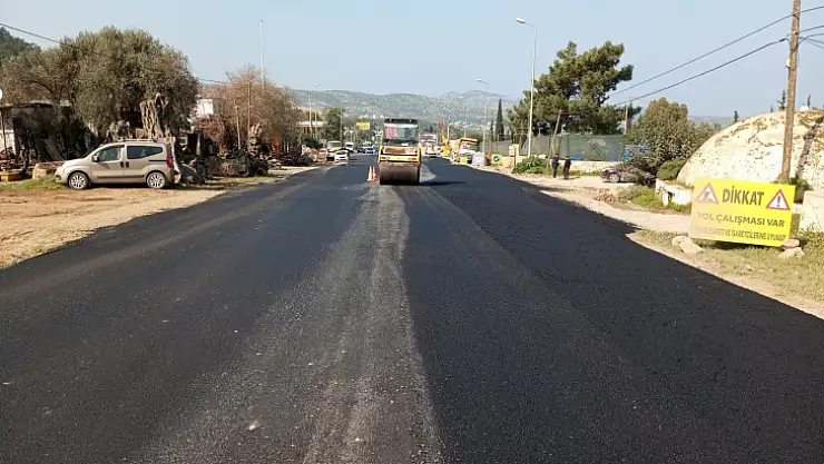 Bodrum'da Sıcak Asfalt Çalışmaları Devam Ediyor