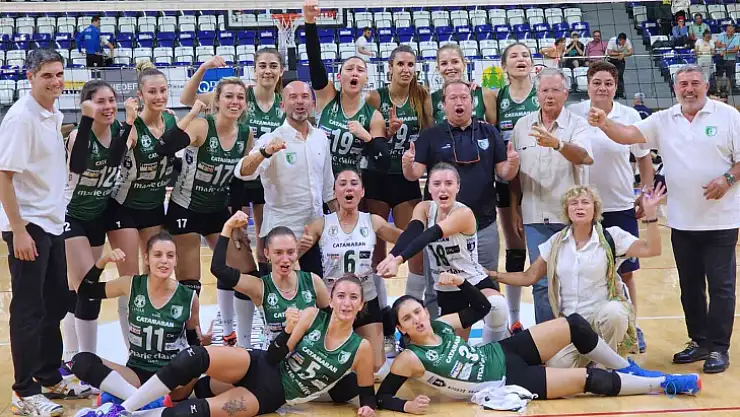 BODRUM'UN İNCİLERİ ÇEYREK FİNALE YÜKSELDİ