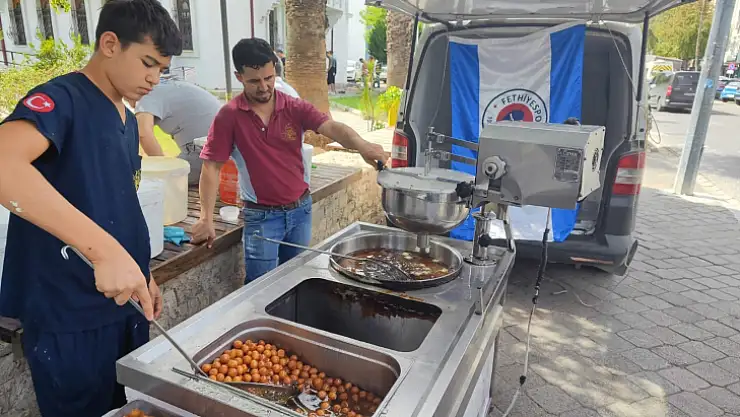 Büyük Kaptan Hayrına Lokma Dağıtıldı