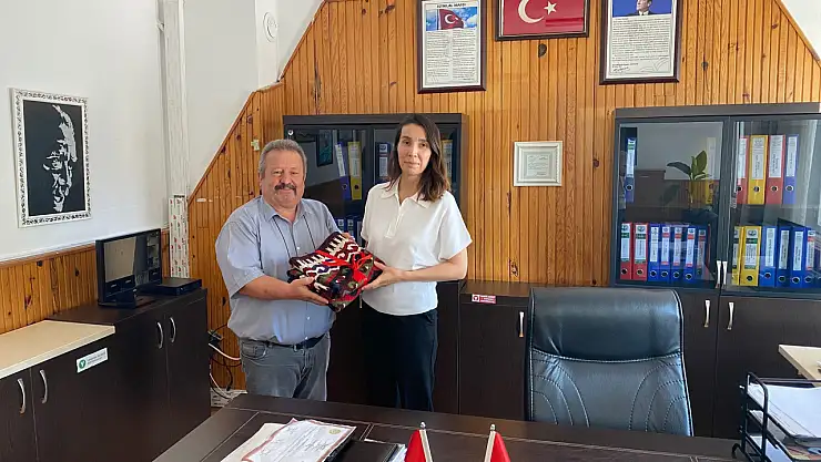 Büyüker Halk Eğitimi Merkezini Ziyaret Etti