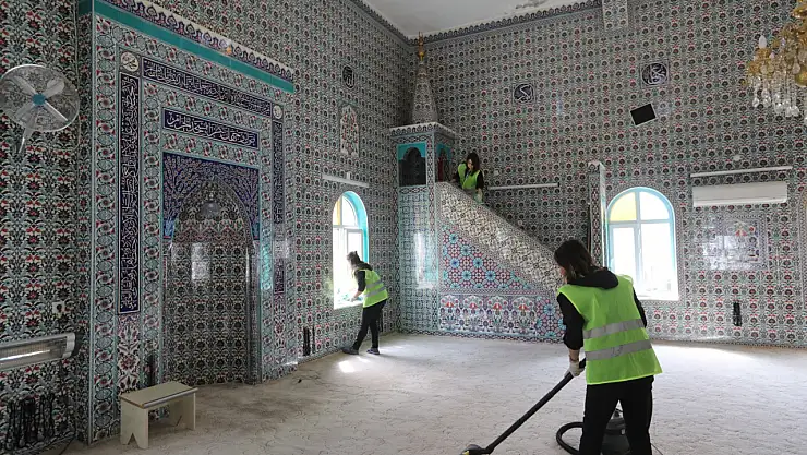 Büyükşehir'den İbadethanelerde Bayram Temizliği