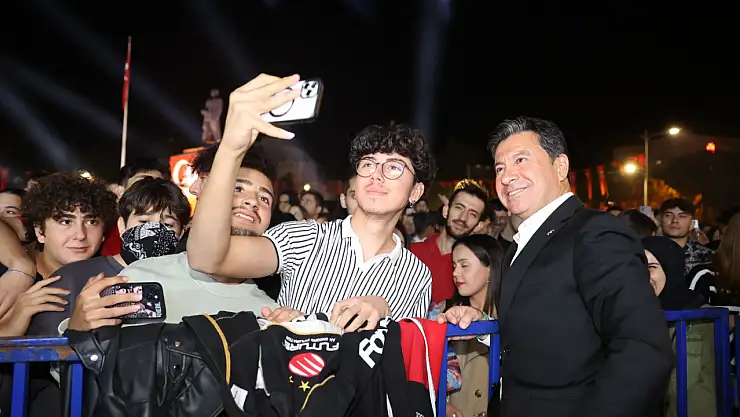 Büyükşehir Gençlere Umut Olmak İçin Çalışıyor