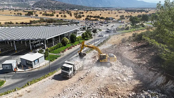 Büyükşehir, kamu kurumlarıyla iş birliği sayesinde ulaşımı güçlendiriyor