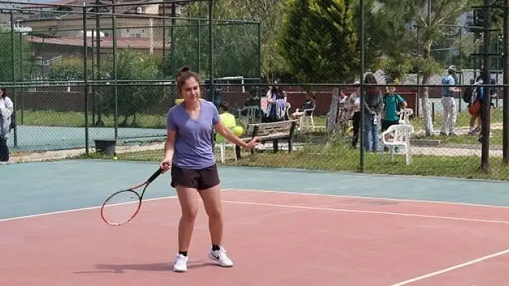 Çalış Tenis Merkezi Oluyor