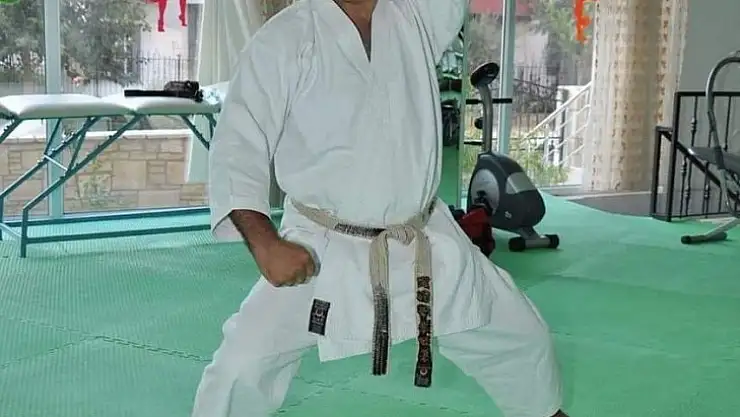 Cengiz Batu Vefat Etti